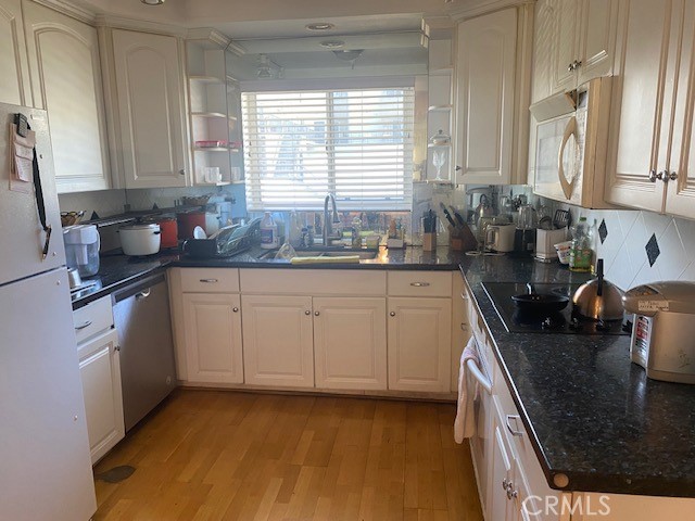 Detail Gallery Image 7 of 10 For 29641 S Western Ave #211,  Rancho Palos Verdes,  CA 90275 - 2 Beds | 2 Baths