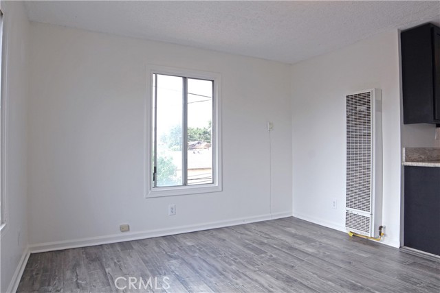 Front Image Thumbnail for CRPW26135972