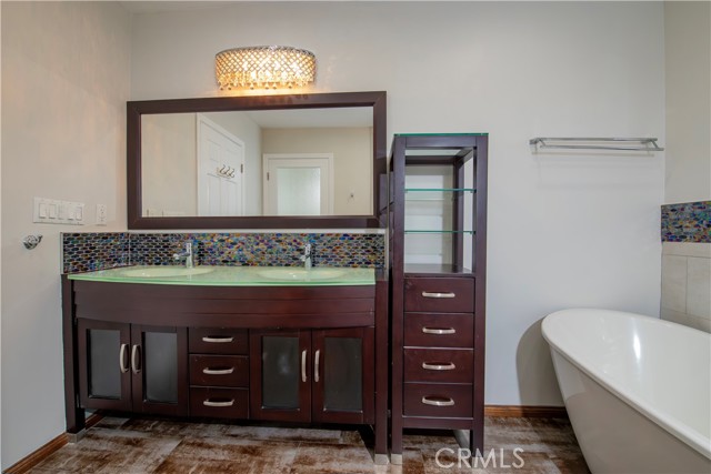 Detail Gallery Image 50 of 57 For 7447 Enfield, Reseda,  CA 91335 - 3 Beds | 2 Baths