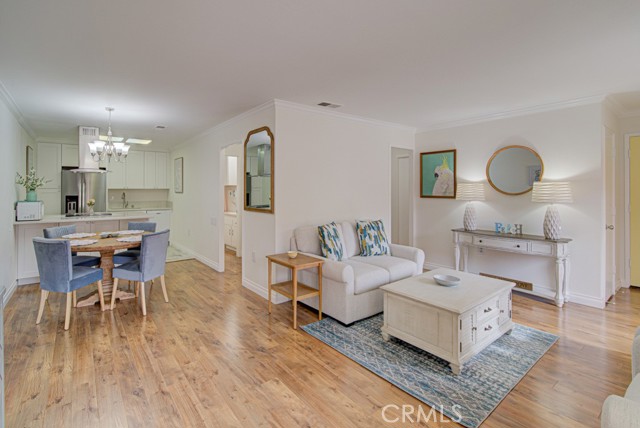 Detail Gallery Image 7 of 55 For 3130 via Serena #B,  Laguna Woods,  CA 92637 - 2 Beds | 2 Baths
