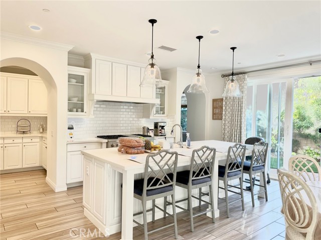 171 Trillium, Irvine, CA, 92618 171 Trillium, Irvine, CA, 92618