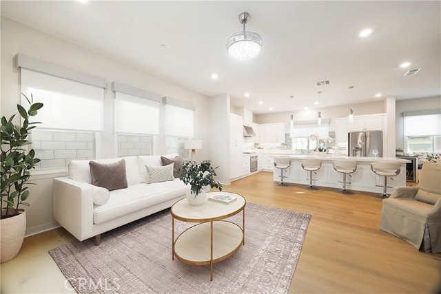 Detail Gallery Image 12 of 49 For 133 Denali, Lake Forest,  CA 92630 - 4 Beds | 4/1 Baths