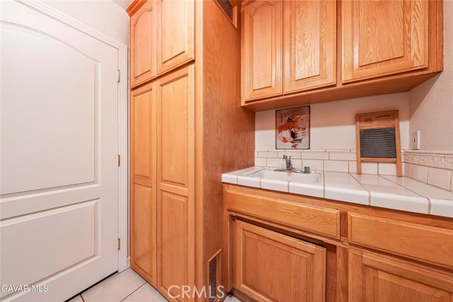 40505 90th W Street, Palmdale CA: https://media.crmls.org/medias/5ea4c6aa-d13f-4503-8935-3940f4193216.jpg