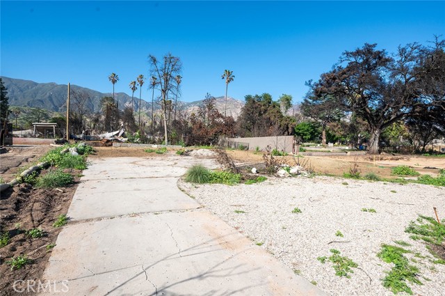 365 W Poppyfields Drive, Altadena CA: https://media.crmls.org/medias/5ea5521a-c626-4c3f-a333-6f0a006ea50c.jpg