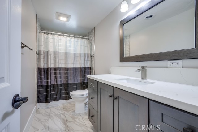 824 S Dune Street, Anaheim CA: https://media.crmls.org/medias/5ea6710c-9fb6-465c-879b-e1c0b1243f6a.jpg