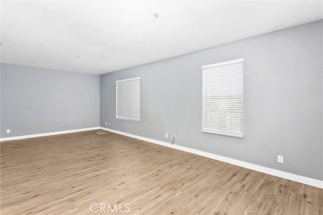 Detail Gallery Image 26 of 36 For 11355 Tondela St, Fontana,  CA 92337 - 5 Beds | 2/1 Baths