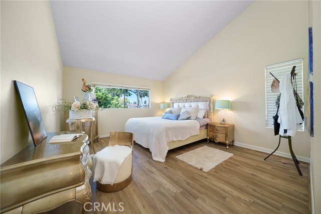 Detail Gallery Image 8 of 23 For 34 Lone #40,  Irvine,  CA 92604 - 2 Beds | 2 Baths