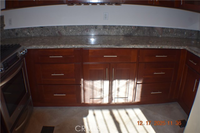 Detail Gallery Image 16 of 23 For 431 La Terraza, South Pasadena,  CA 91030 - 3 Beds | 2 Baths