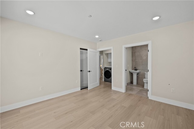 16360 Parthenia photo 42