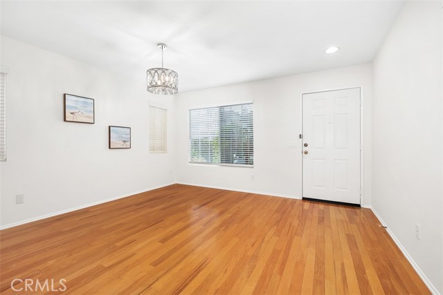 Detail Gallery Image 6 of 39 For 50 Linhaven, Irvine,  CA 92602 - 4 Beds | 2/1 Baths