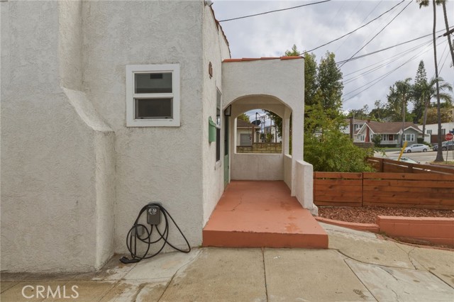 Detail Gallery Image 3 of 24 For 826 Oro, San Pedro,  CA 90731 - 2 Beds | 1 Baths