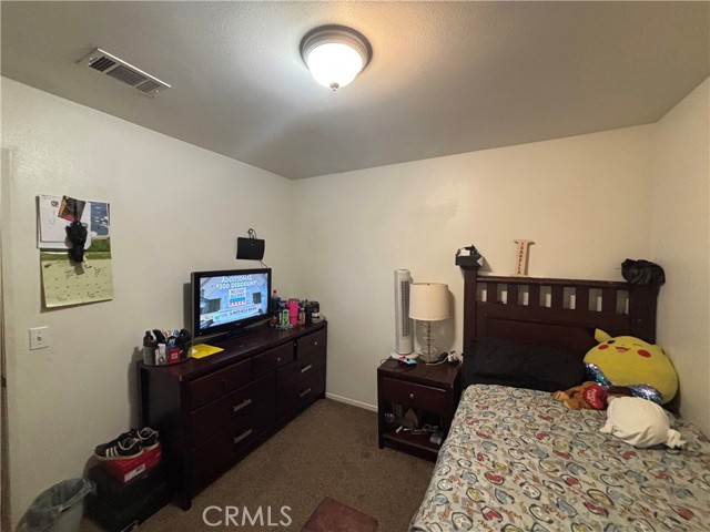 71578 Florida Drive, 29 Palms CA: https://media.crmls.org/medias/5ea97cbe-6424-429a-9021-382e178948ec.jpg