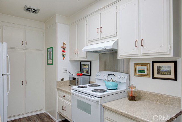 Detail Gallery Image 14 of 54 For 2218 via Mariposa #B,  Laguna Woods,  CA 92637 - 1 Beds | 1 Baths