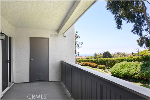 Detail Gallery Image 5 of 37 For 60 Corniche Drive #E,  Dana Point,  CA 92629 - 1 Beds | 1 Baths