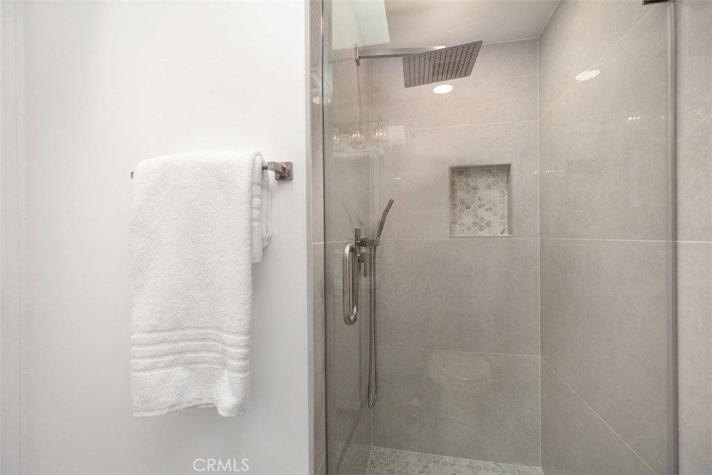 MLS #OC25166462 image #22