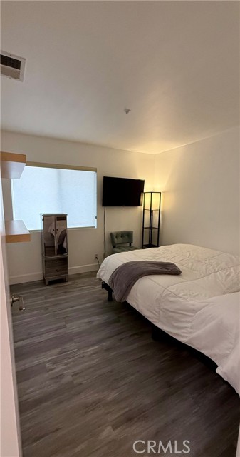 Detail Gallery Image 7 of 21 For 5586 Grand Prix Ct, Fontana,  CA 92336 - 3 Beds | 2 Baths