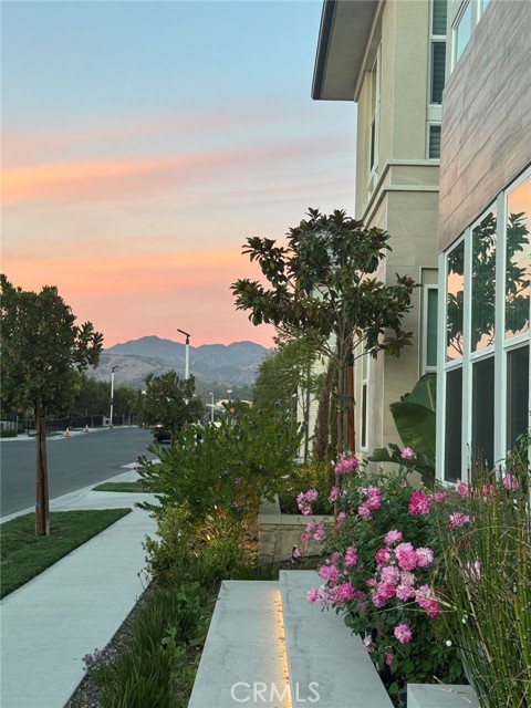 Detail Gallery Image 4 of 6 For 130 Evergreen Way, Lake Forest,  CA 92630 - 5 Beds | 5/1 Baths