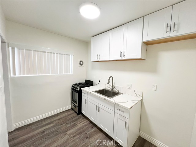 Detail Gallery Image 5 of 10 For 12926 Doty Ave #3,  Hawthorne,  CA 90250 - 0 Beds | 1 Baths