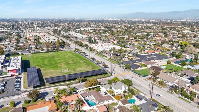 Detail Gallery Image 9 of 40 For 10214 Woodruff, Downey,  CA 90241 - 3 Beds | 2 Baths