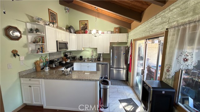 Detail Gallery Image 11 of 24 For 5118 Lakeview Ave #4,  Yorba Linda,  CA 92886 - 2 Beds | 2 Baths