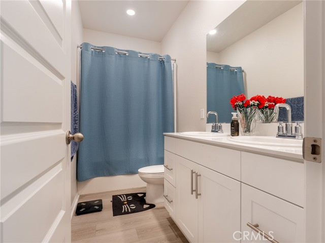32910 Linecroft Court, Menifee CA: https://media.crmls.org/medias/5ead6c48-df51-40e3-9363-1fc8d40560cc.jpg