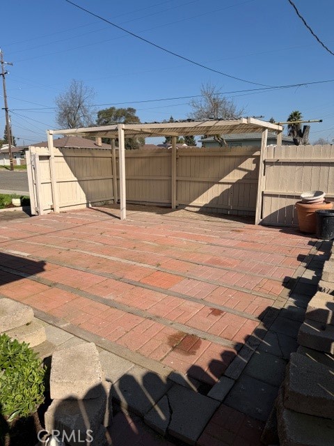 Detail Gallery Image 9 of 31 For 201 Monterey, Chowchilla,  CA 93610 - 4 Beds | 1/2 Baths