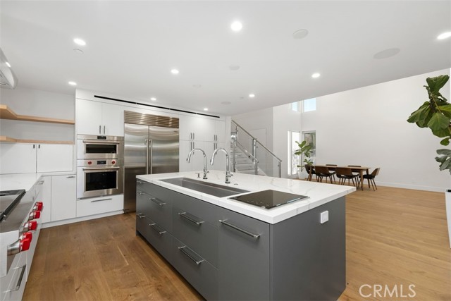 Detail Gallery Image 15 of 51 For 4354 Keystone Ave, Culver City,  CA 90232 - 5 Beds | 4/1 Baths