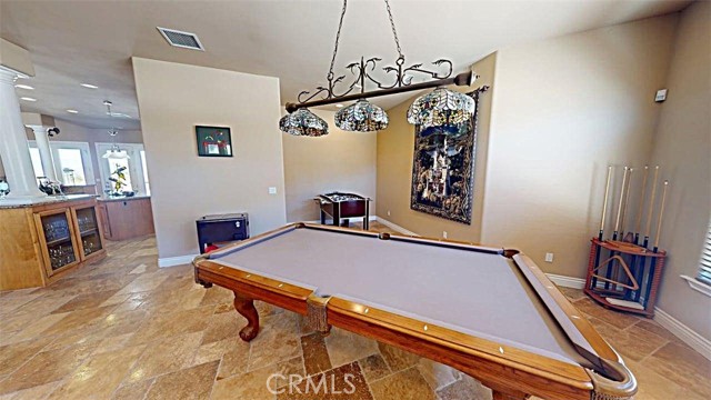 17134 Joshua Road, Apple Valley CA: https://media.crmls.org/medias/5eadde74-8f78-4f43-b5f0-45b47456ab12.jpg