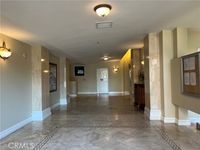 580 W Main, Alhambra CA: https://media.crmls.org/medias/5eae33f5-9813-45b2-a751-e1038c1a9321.jpg