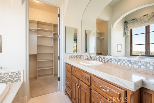 Detail Gallery Image 40 of 72 For 1470 via Chaparral, Fallbrook,  CA 92028 - 7 Beds | 5/2 Baths