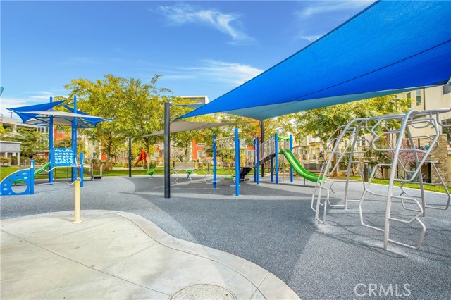 Detail Gallery Image 34 of 36 For 422 W Central Ave, Brea,  CA 92821 - 4 Beds | 3/1 Baths