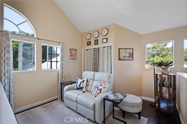 533 Roswell Avenue, Long Beach CA: https://media.crmls.org/medias/5eaf6ee4-c929-4229-ad3d-8e500f0b3baf.jpg