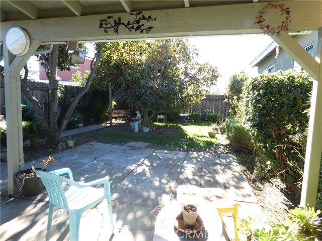 Detail Gallery Image 17 of 20 For 1202 N School, Santa Maria,  CA 93454 - 3 Beds | 2 Baths