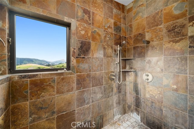 Detail Gallery Image 31 of 74 For 1777 Paseo De Caballo, San Luis Obispo,  CA 93405 - 4 Beds | 3/1 Baths