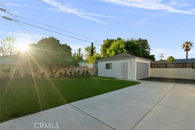 Detail Gallery Image 29 of 33 For 6051 Teesdale Ave, Valley Glen,  CA 91606 - 3 Beds | 2/1 Baths