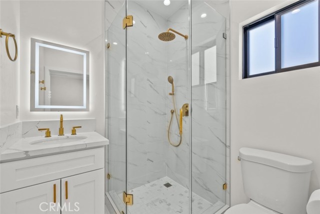 22835 Styles Street, Woodland Hills CA: https://media.crmls.org/medias/5eb1c431-ecd1-4297-abe7-bc56a985ab62.jpg