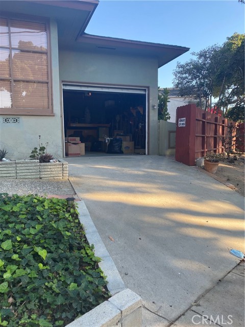 600 Gertruda Avenue, Redondo Beach, California 90277, 2 Bedrooms Bedrooms, ,1 BathroomBathrooms,Residential,Sold,Gertruda,CV21228941