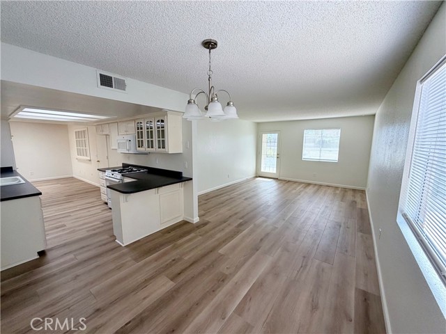 Detail Gallery Image 11 of 20 For 181 Janet, Grover Beach,  CA 93433 - 2 Beds | 2 Baths