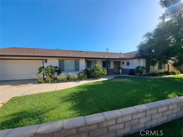 11482 Park Center Dr, Jurupa Valley, CA 91752