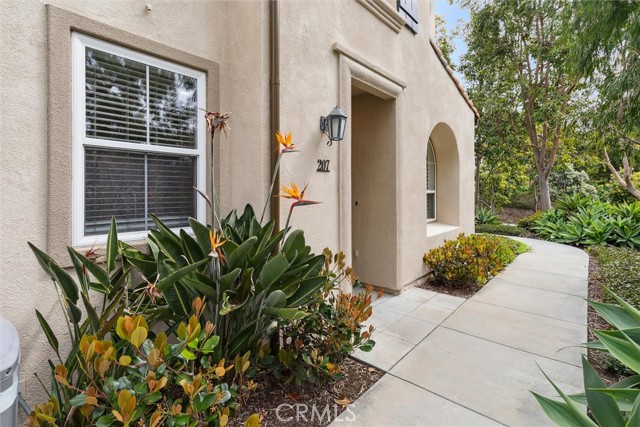 Detail Gallery Image 3 of 34 For 207 Calle Campanero, San Clemente,  CA 92673 - 3 Beds | 2/1 Baths