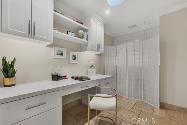 Detail Gallery Image 12 of 34 For 2362 Leeward Cir, Westlake Village,  CA 91361 - 2 Beds | 2 Baths