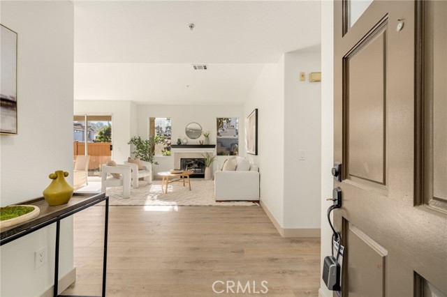 Detail Gallery Image 4 of 43 For 263 California Ct, Mission Viejo,  CA 92692 - 2 Beds | 2 Baths