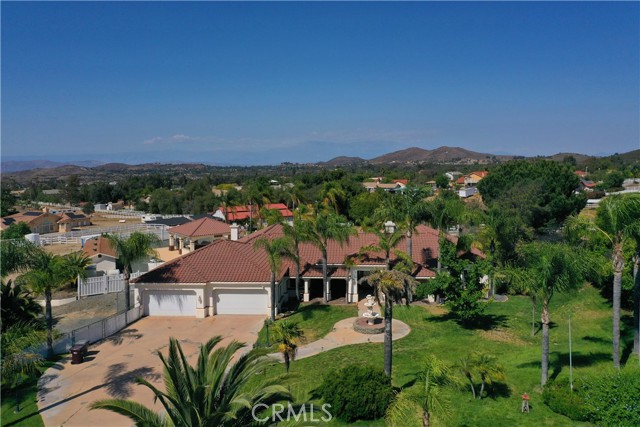 17470 Vanderhill Circle, Perris CA: https://media.crmls.org/medias/5eb5bb8e-c379-4ceb-bdbe-79d447f108d3.jpg
