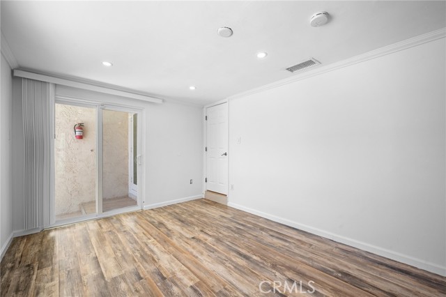 8337 Valecrest Drive, Sun Valley CA: https://media.crmls.org/medias/5eb6e20b-6f01-4b24-9318-d25b2a011b74.jpg