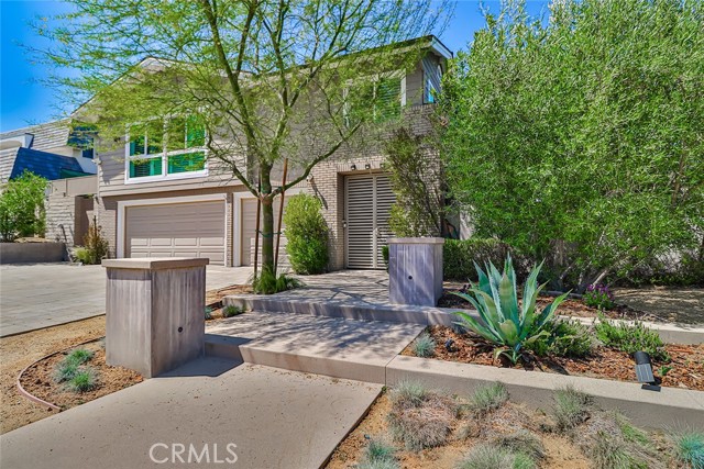 Detail Gallery Image 3 of 74 For 17141 Superior St, Northridge,  CA 91325 - 6 Beds | 4 Baths