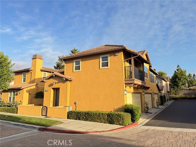 8090 Cornwall Court, Rancho Cucamonga CA: https://media.crmls.org/medias/5eb758db-5c4f-43c7-8367-8609d0607a44.jpg