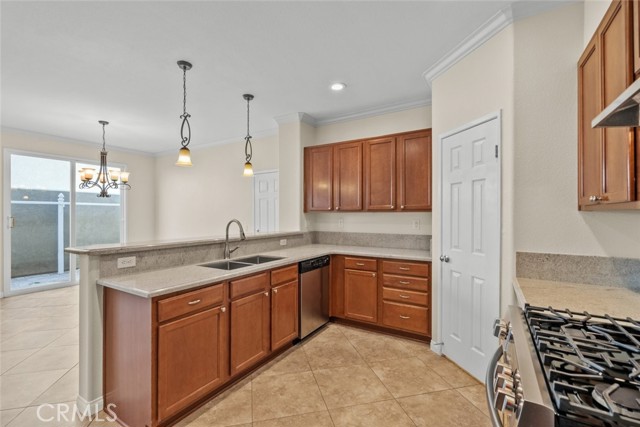 Detail Gallery Image 18 of 41 For 2658 Greenwood Ct, Palmdale,  CA 93550 - 4 Beds | 3 Baths