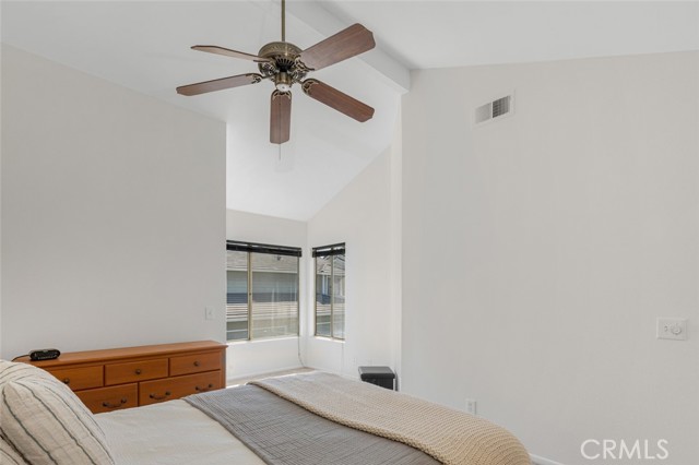 527 N Dartmouth Way, Anaheim CA: https://media.crmls.org/medias/5eb925f1-2d1b-4b08-bf4d-a744598d826e.jpg