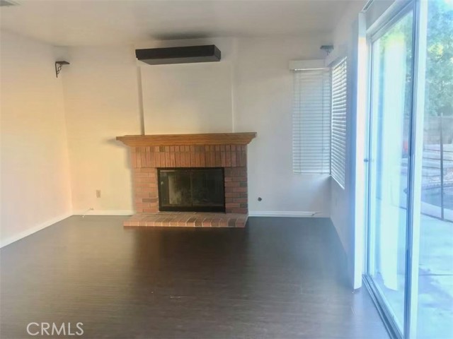 Detail Gallery Image 4 of 18 For 11356 Verona Dr, Rancho Cucamonga,  CA 91701 - 4 Beds | 3 Baths