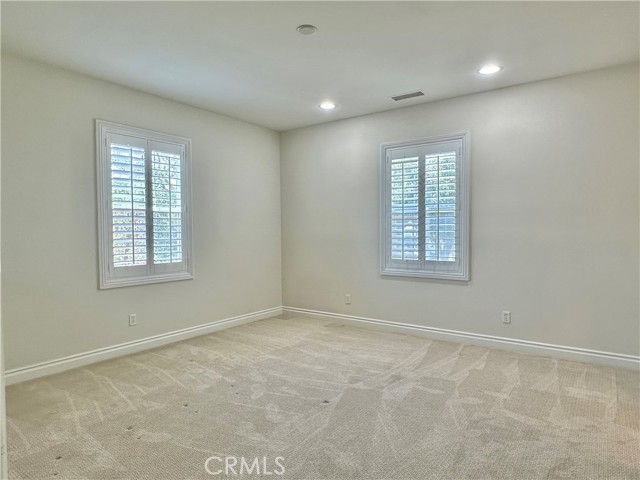 50 Winding Way, Irvine CA: https://media.crmls.org/medias/5eb9f2a4-ce82-489b-9a15-b33139cd77de.jpg